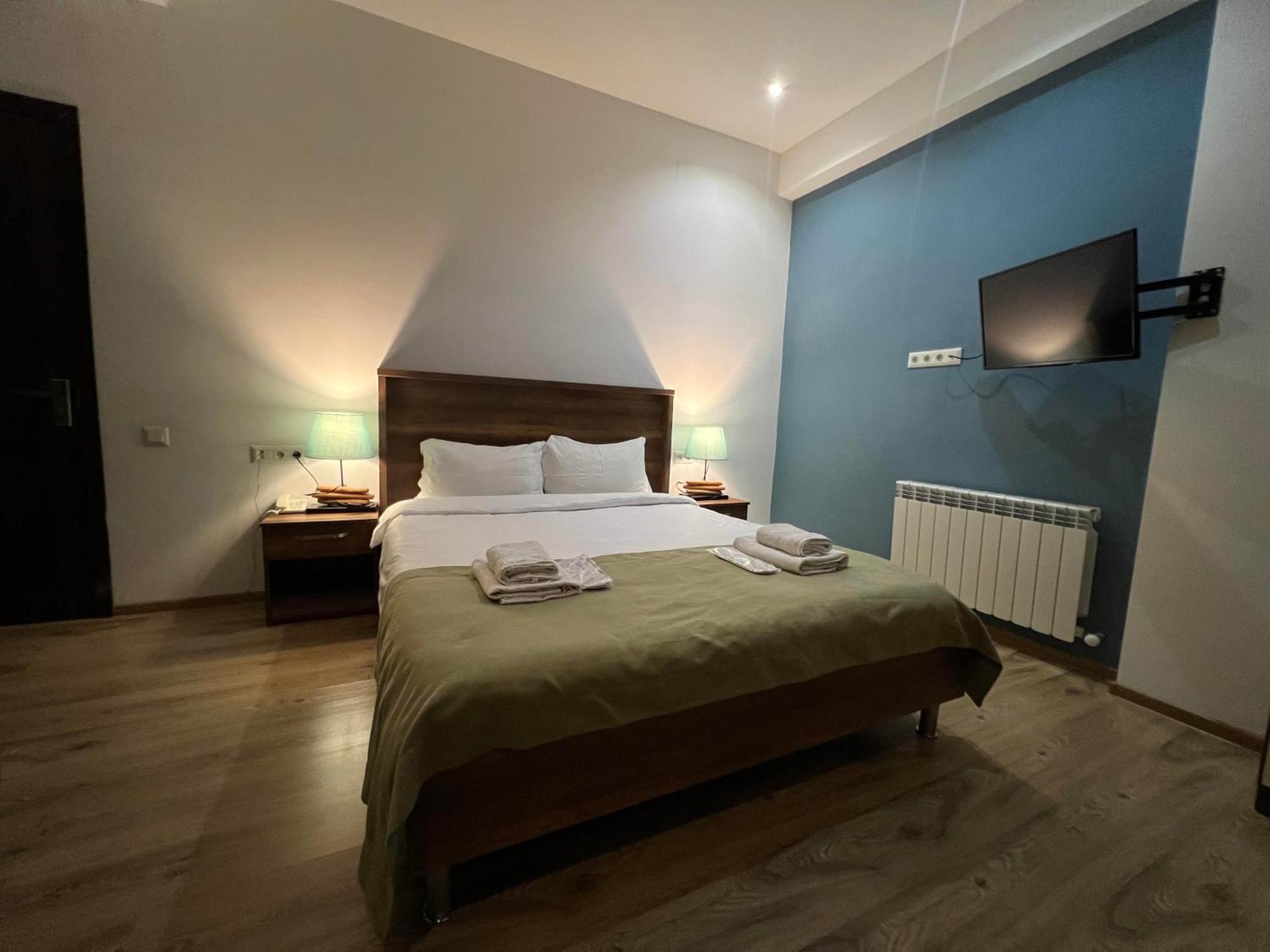 Hotel King Tom Tbilisi Eksteriør billede