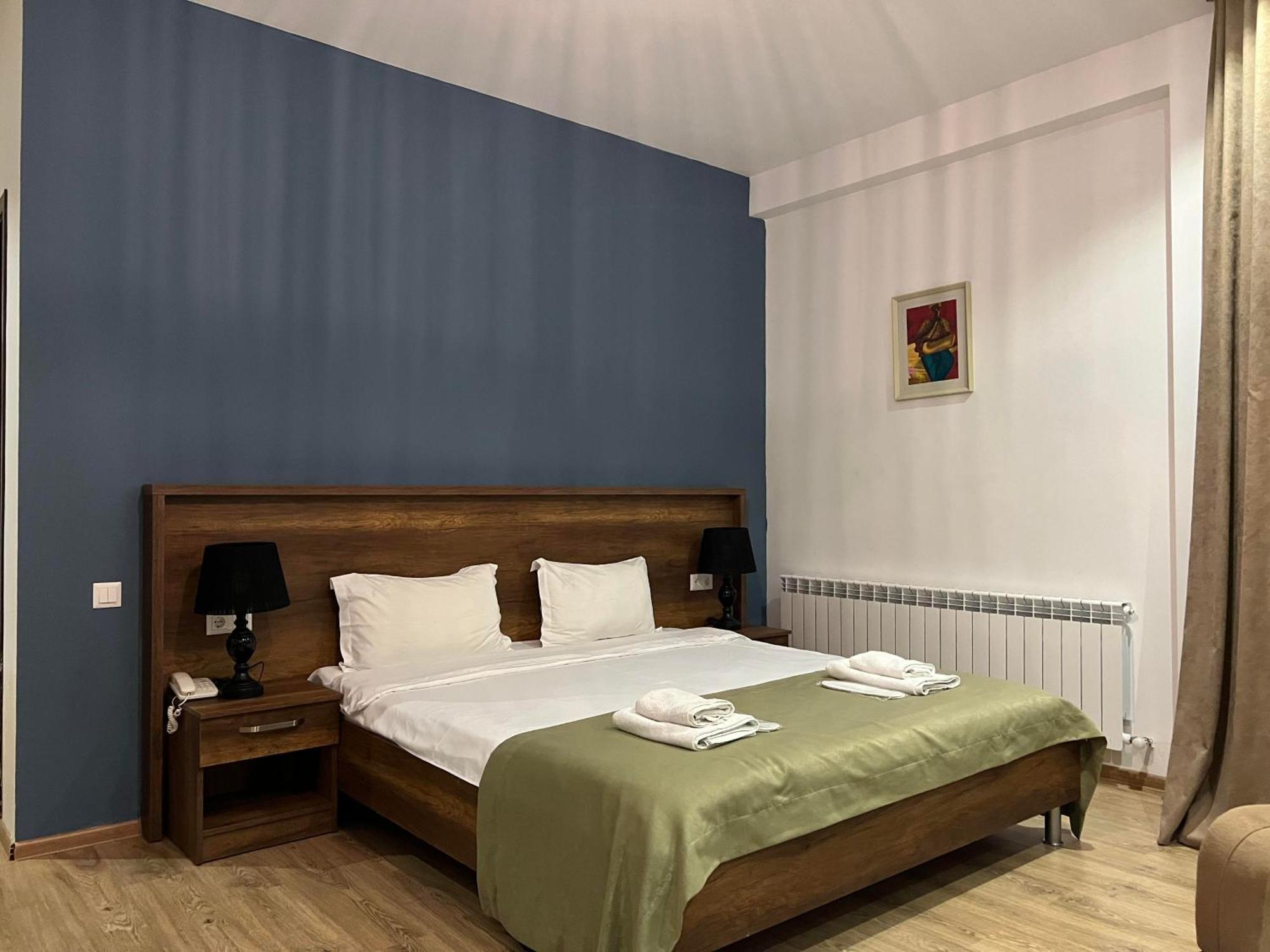Hotel King Tom Tbilisi Eksteriør billede
