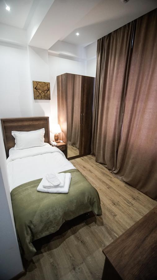 Hotel King Tom Tbilisi Eksteriør billede