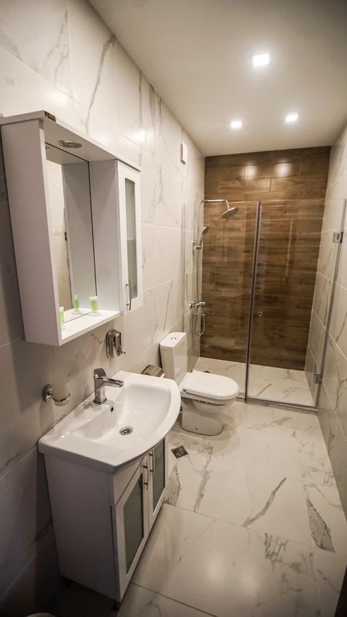 Hotel King Tom Tbilisi Eksteriør billede