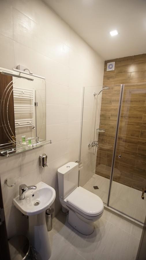 Hotel King Tom Tbilisi Eksteriør billede